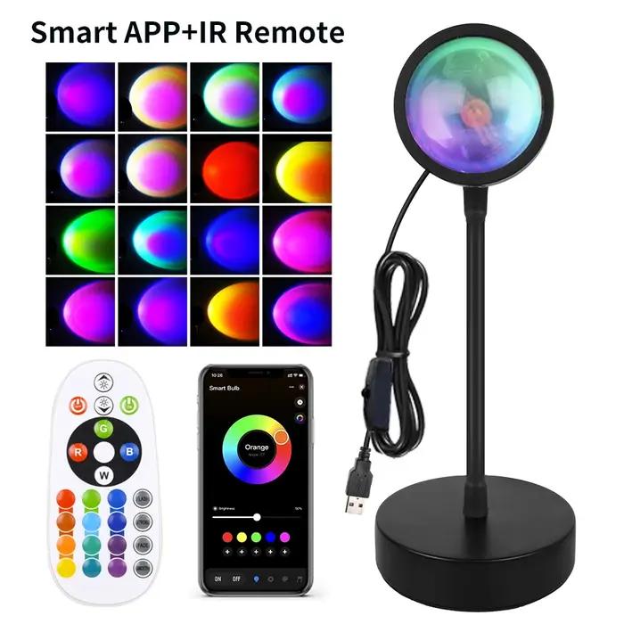 Lampe de coucher de soleil intelligente Tuya LED veilleuse USB RGB Smart Life APP Projection à distance pour la décoration de la pièce photographie Festival naissance
