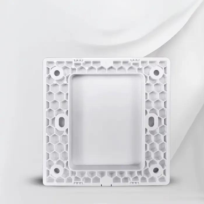 Couvercle de trou mural Type 86 en PVC décoratif gris foncé ou lavande pour réparation rapide murale et décoration intérieure élégante