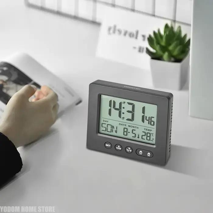 Réveil radio numérique avec thermomètre