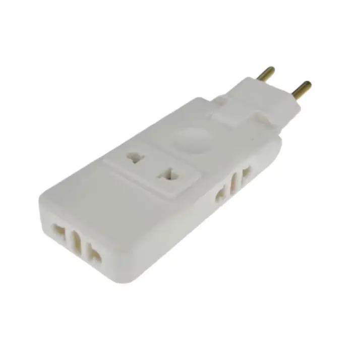 Prise électrique 4 en 1 ue