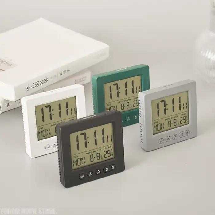 Réveil radio numérique avec thermomètre