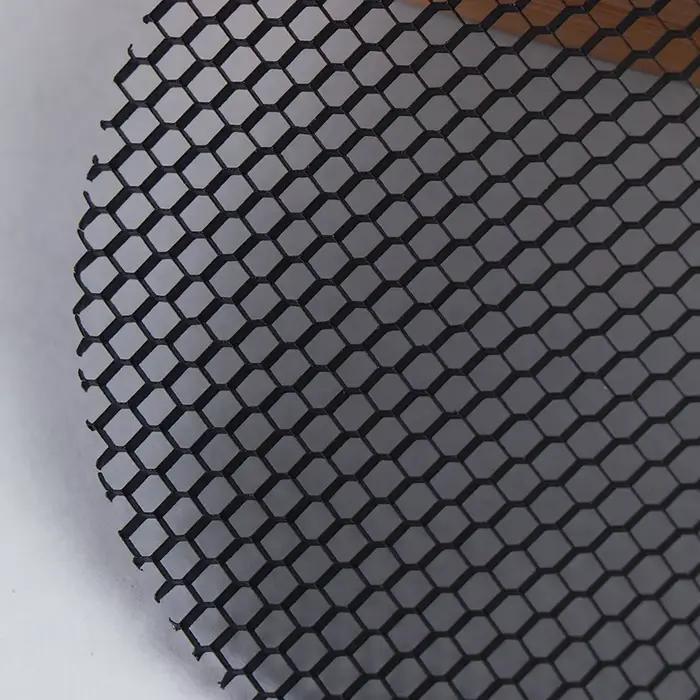 Plafonnier LED avec couvercle en maille nid d'abeille