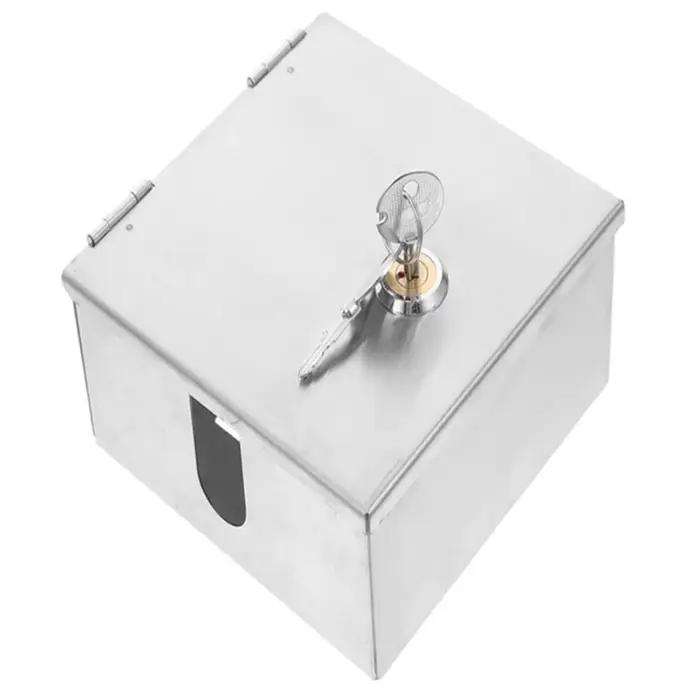 Boîte de prise extérieure verrouillable en acier inoxydable pour une utilisation électrique sécurisée avec conception anti-éclaboussures et options de fixation sécurisées