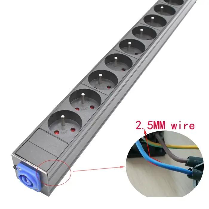 Boîtier de distribution électrique intelligent pour rack de serveur