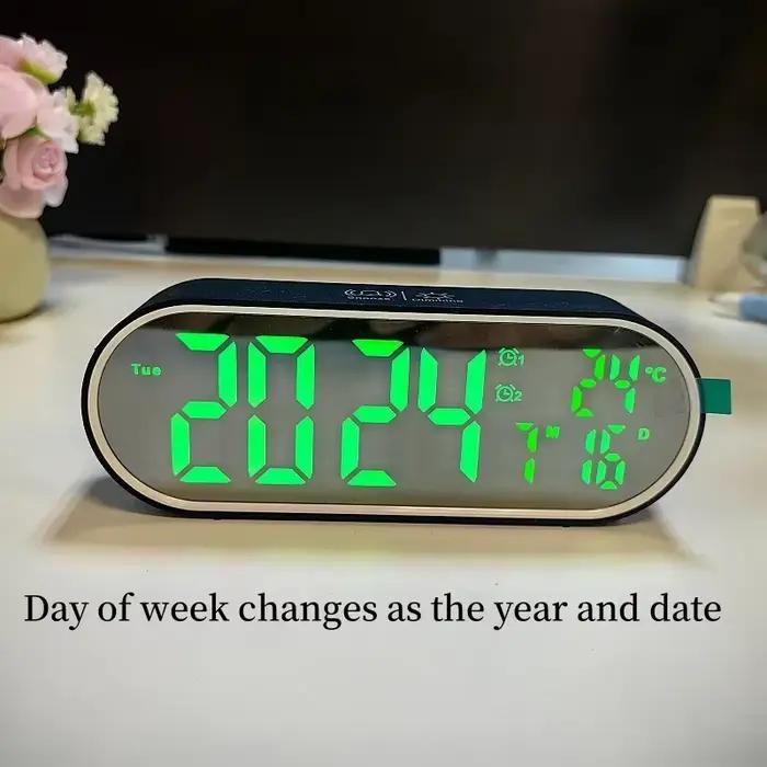 Réveil numérique moderne avec affichage de température et date pour une transition douce vers votre journée occasions spéciales