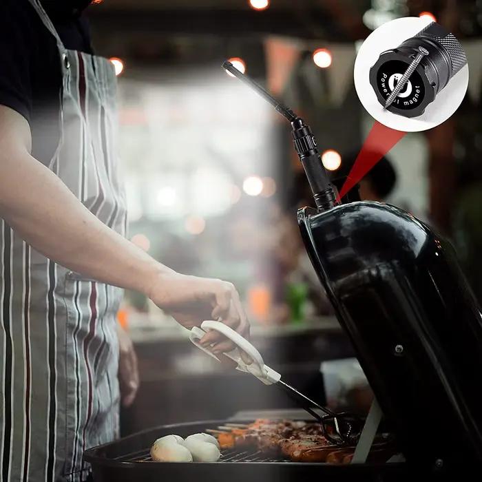 Lampe de travail pliable rechargeable lampe de poche LED ultra lumineuse avec lumière rouge 360 °